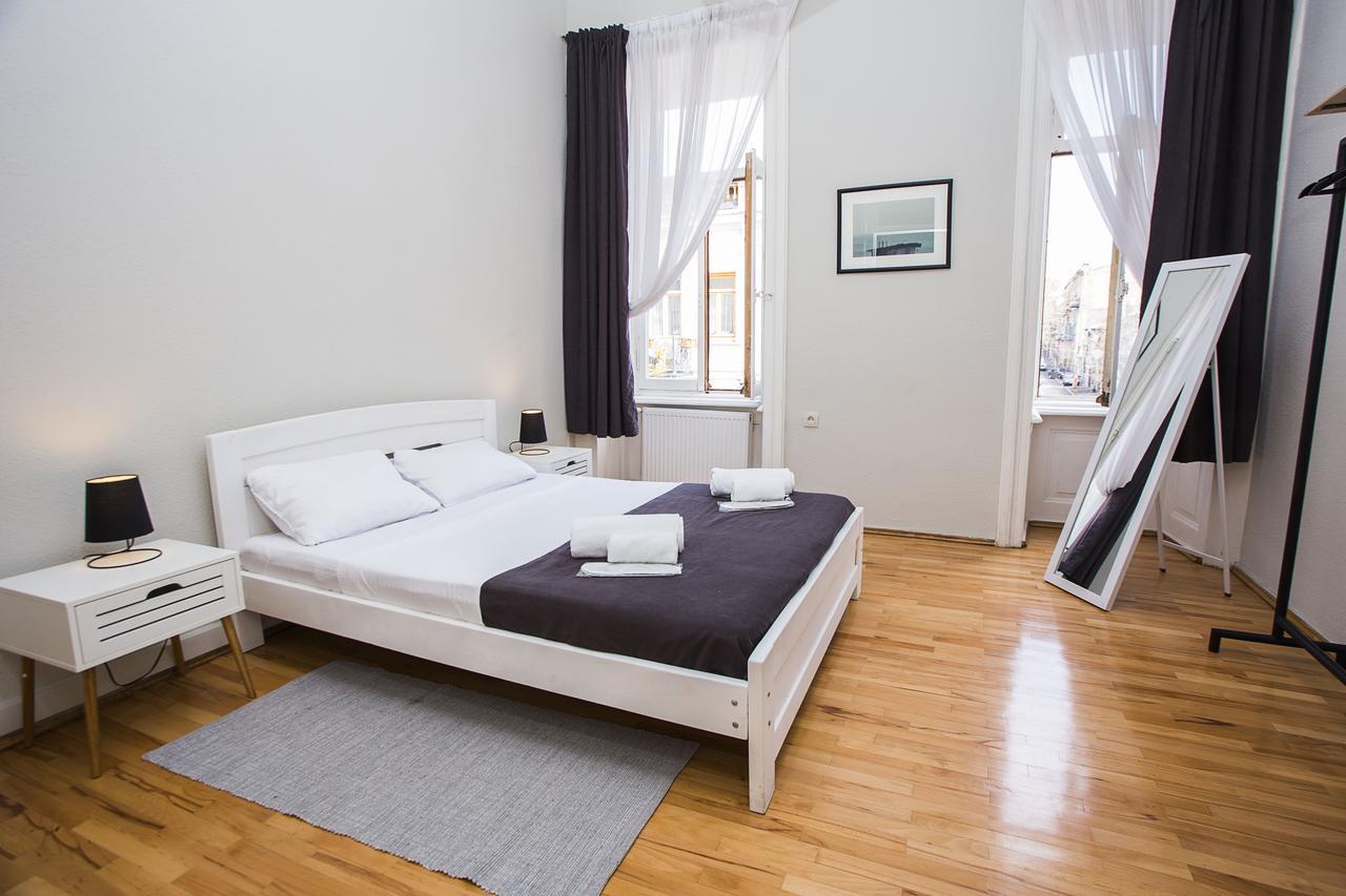 Charming 2Br Apartment In Old Tbilisi - By Wehost Exterior photo